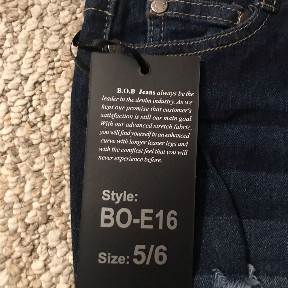 Jeans - Picture 2 of 3